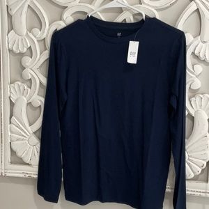 (1)Gap and (1)Old Navy Kids long sleeve shirts